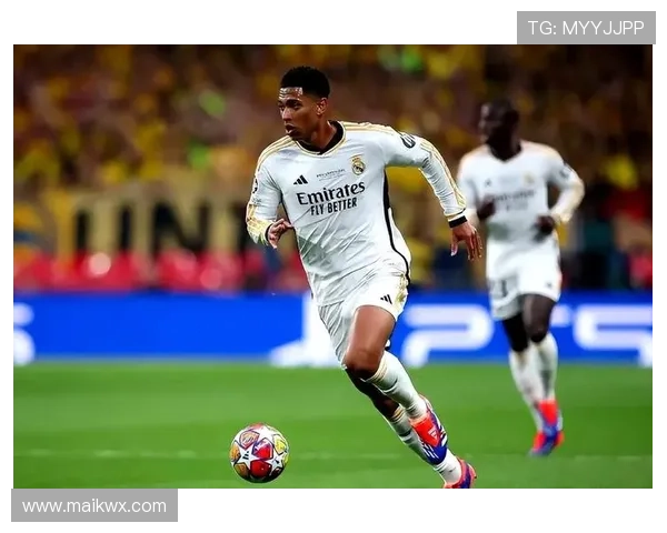 贝林厄姆皇马首赛季进球能力解析：中场球员如何展现顶级得分效率