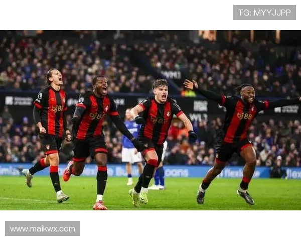 曼联重返欧冠前景趋紧，当前竞争格局变化带来冲击