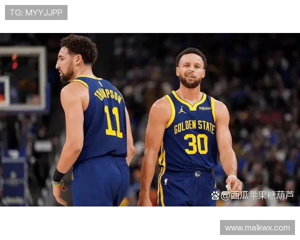 特雷杨持球挡拆拉开空间与库里效率来源不同